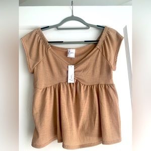 Cute top for the fall